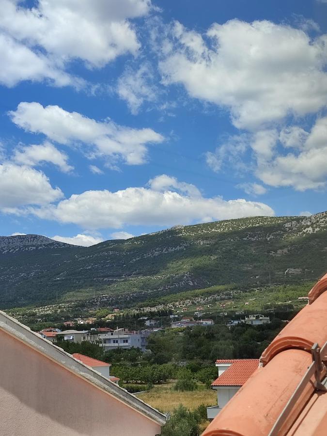 Top Floor Apartment With Sea View Kastela Exterior photo